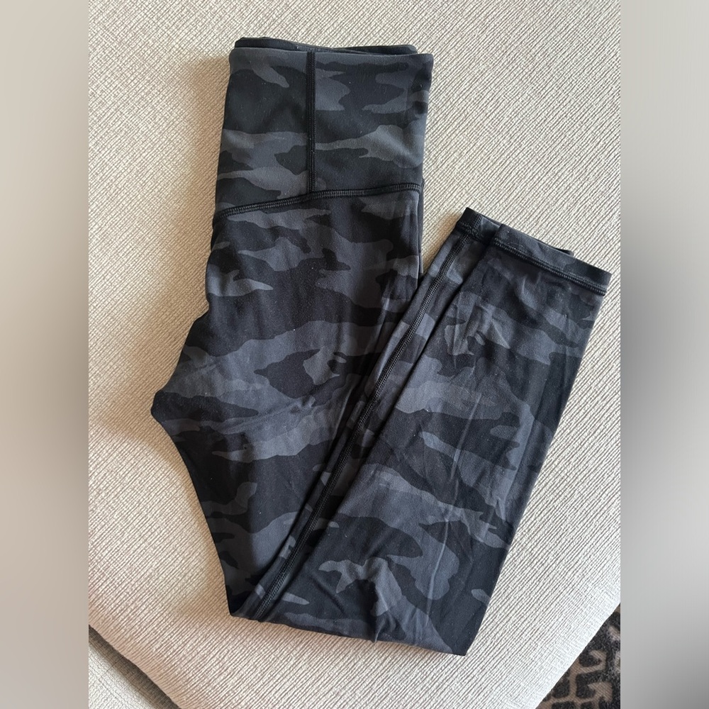 Athleta small camo leggings